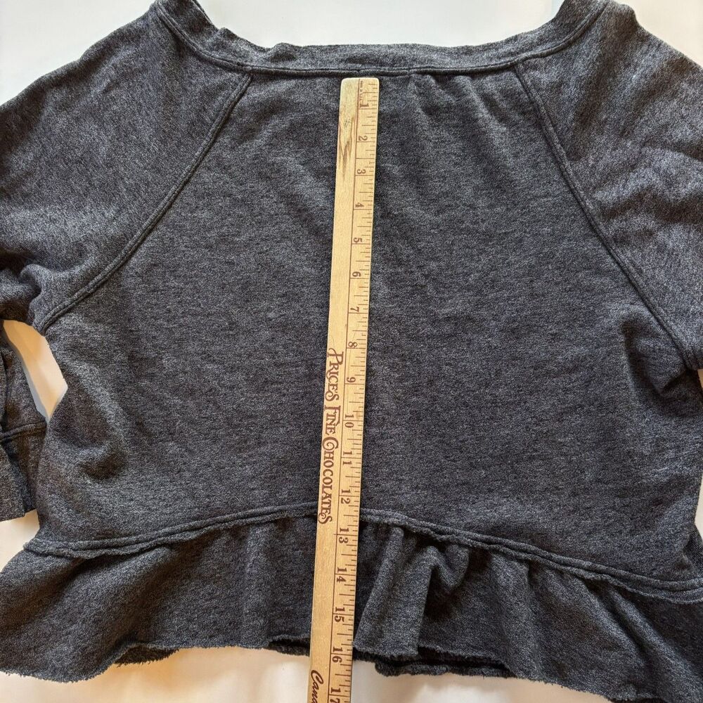 Juicy Couture Heathered Gray Cropped Ruffled Hem Sweatshirt Large USA - Picture 4 of 9